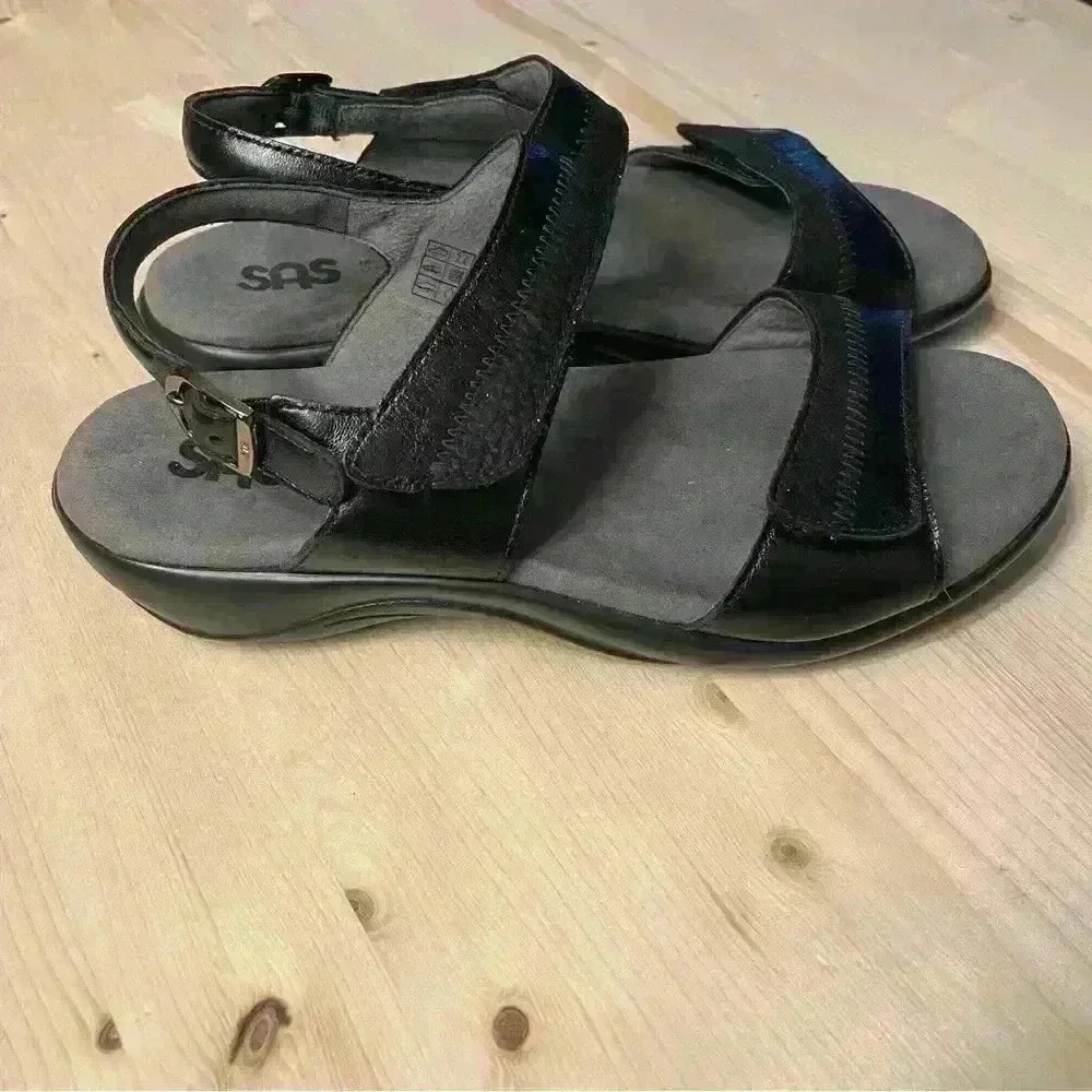 SAS Nudu Women’s size 9WW Black/Gray Leather Cushioned Adjustable Sandals EUC